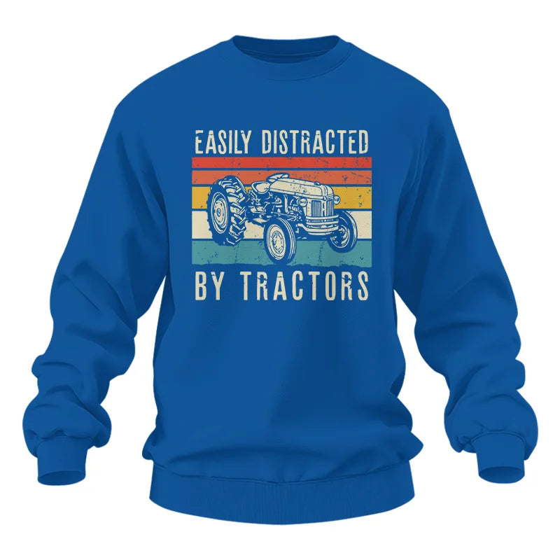 Easily Distracted By Tractors Vintage Design - Unisex Heavy Blend™ Crewneck Sweatshirt