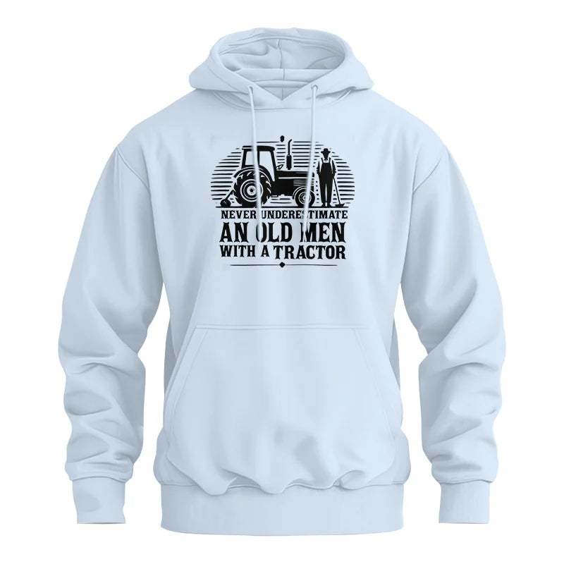 Never Underestimate An Old Men With A Tractor - Unisex Heavy Blend™ Hooded Sweatshirt