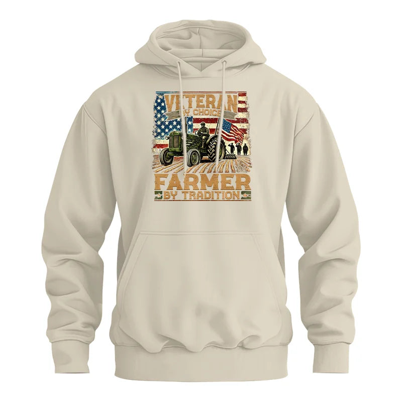 Veteran Farmer Veteran By Choice_Farmer By Tradition - Unisex Heavy Blend™ Hooded Sweatshirt