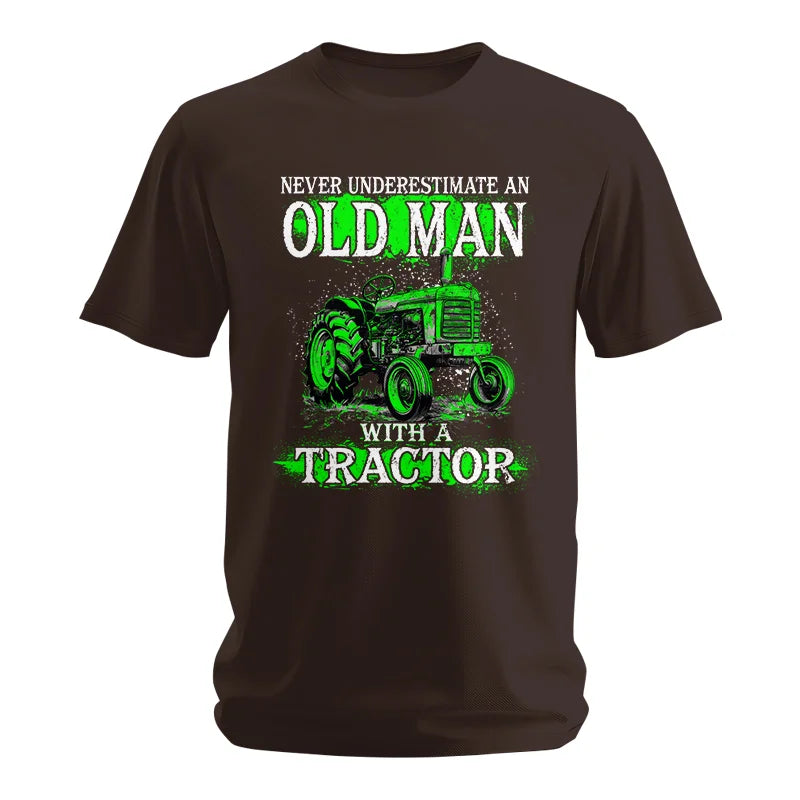 Funny Quote Never Underestimate Old Man Tractor - Unisex Softstyle T-Shirt