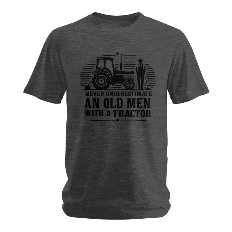 Never Underestimate An Old Men With A Tractor - Unisex Softstyle T-Shirt