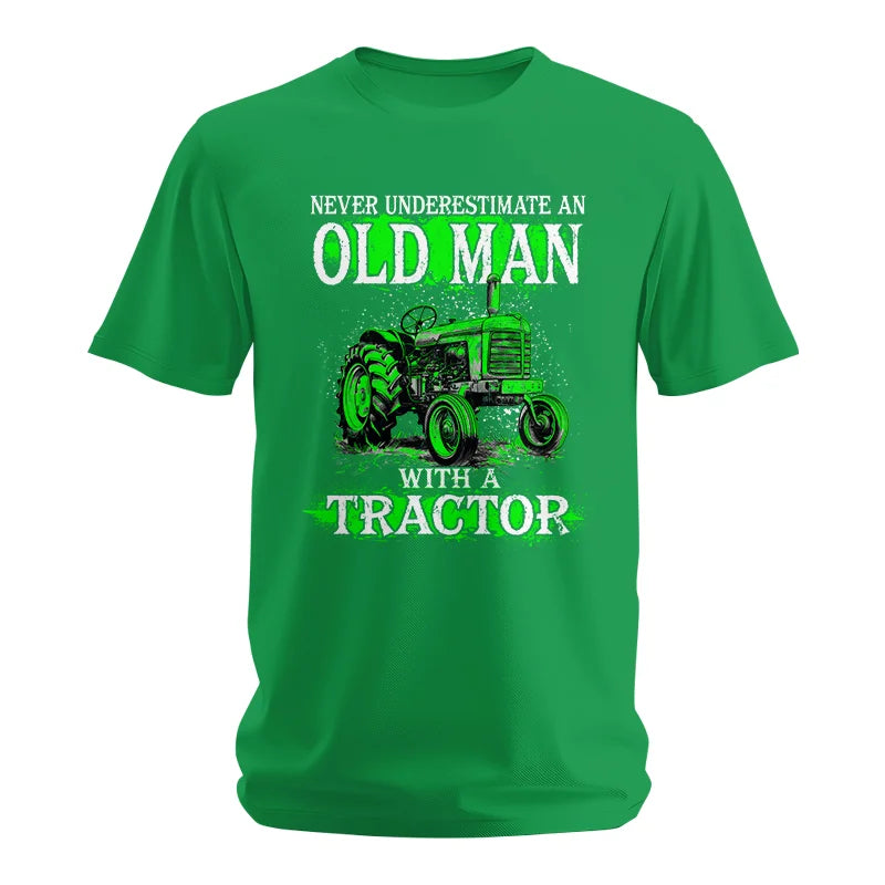 Funny Quote Never Underestimate Old Man Tractor - Unisex Softstyle T-Shirt