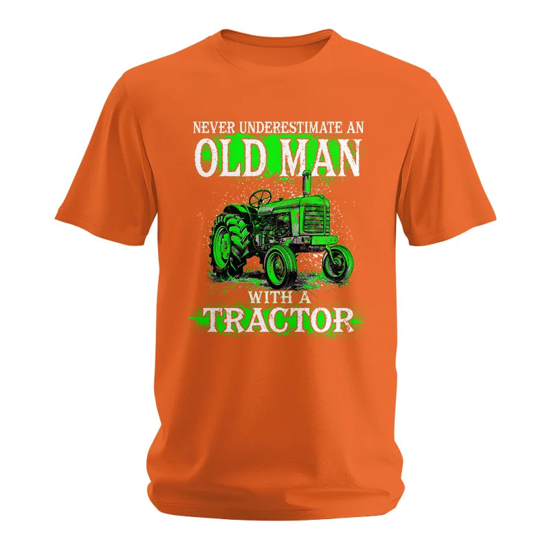 Funny Quote Never Underestimate Old Man Tractor - Unisex Softstyle T-Shirt