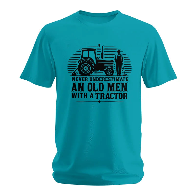 Never Underestimate An Old Men With A Tractor - Unisex Softstyle T-Shirt